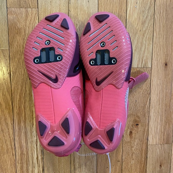 Pink Nike SuperRep cycle shoes - Picture 2 of 4